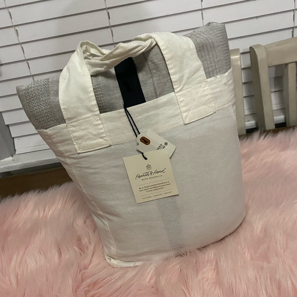 Hearth and hand with magnolia Duvet & Sham Set